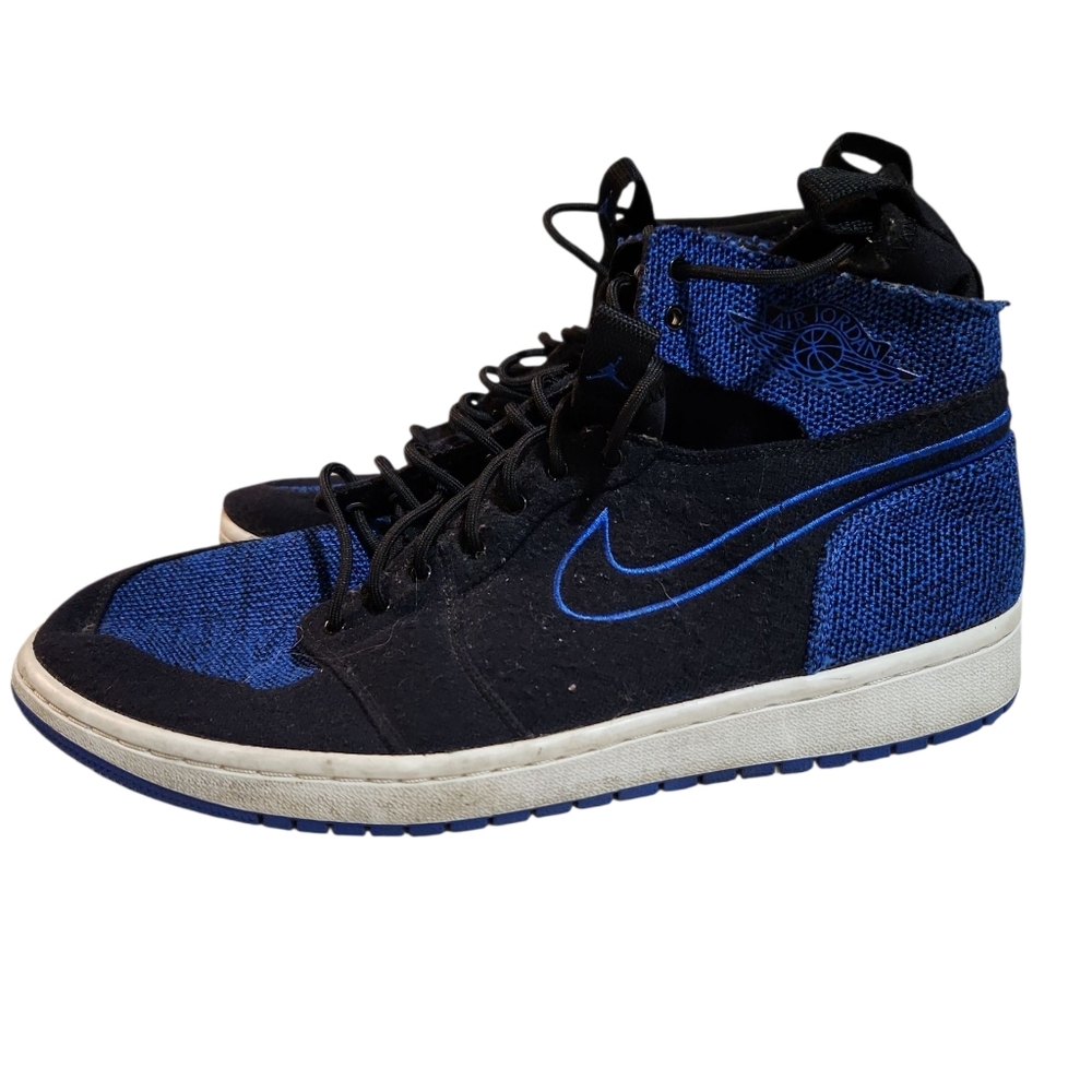 Air Jordan 1 Retro High Ultra Royal Sneakers